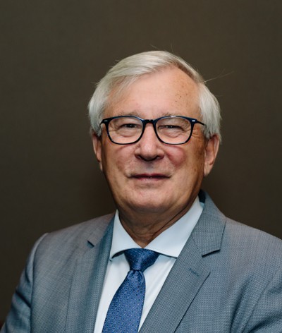 Dr. Jan van den Brand