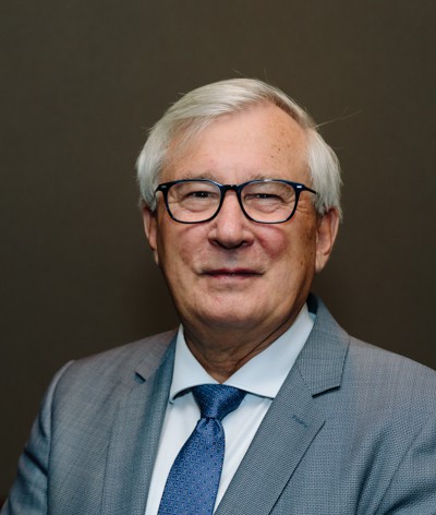 Dr. Jan van den Brand Dr. Jan van den Brand